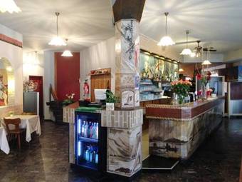 Hostal Ristorante Domino