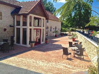 Hotel Logis Hostellerie De La Chaumi�re