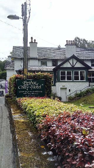 Bridge Of Cally Hotel