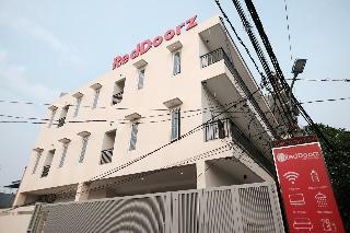 Reddoorz Near Taman Palem