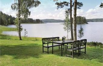 Holiday Home �rj�ng Blomskog Gylten�s