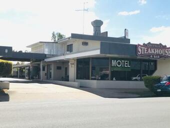 Hotel Biloela Centre Motel & Steakhouse Restaurant