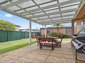 Cudgee - Quaint Cottage With Separate Cabin