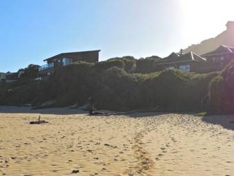 Arch Rock Seaside Accommodation