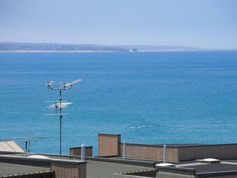 Point Grey Apartment 14 - The Point