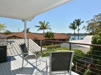 Apartamento Morisset Waterfront 1bdr Studio Looking Over Trinity Marina