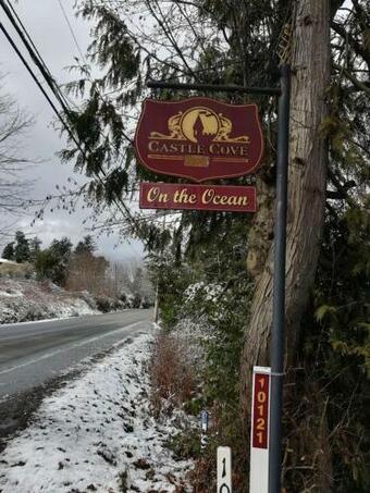 Hostal Vancouver Hot Spring Ocean Inn