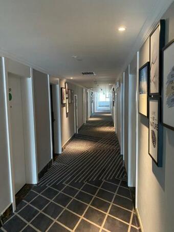 Kangbo Hotel Hanzhong Qiaobei Square