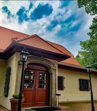 Hostal Mal� Svat� Hora - Penzion & Restaurace