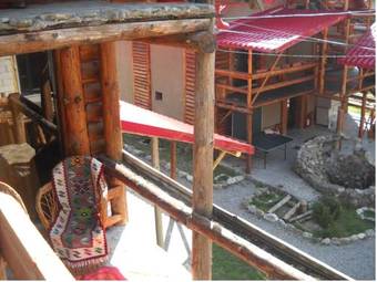 Hostal Raiul De Pe Rau