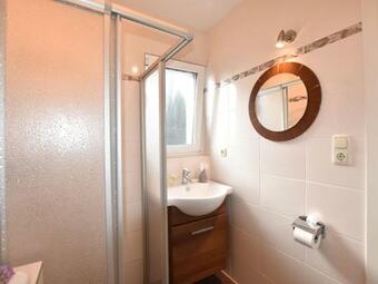 Charming Apartment In Falkenstein Near Farm And Museum