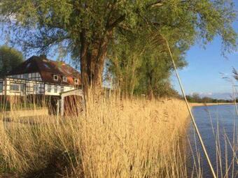 Seefahrer Deich-caf�-hotel