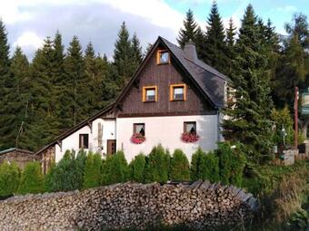 Hostal Landgasthof Und Pension Erzgebirgsst�bel