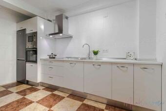 Apartamento Suite Con Jacuzzi En El Centro Vistas Y Garaje