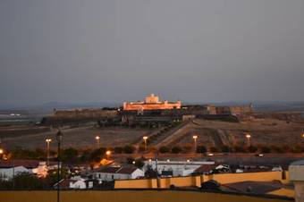 Hostal Alcamim Guesthouse