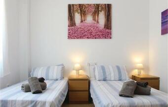 Two-bedroom Apartment In Roldan