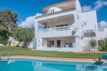 Mccaigs Holiday Apartments