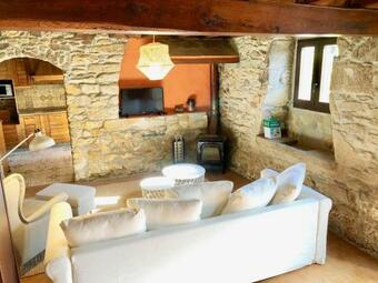 The Cliffs - Cottage Xilloi Beach