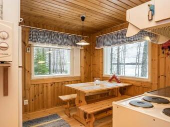 Holiday Home Sinisorsa