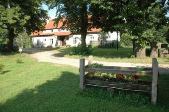 Hostal Folwark Stara Ku?nia