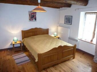 G�te Arlempdes, 4 Pi�ces, 9 Personnes - Fr-1-582-114