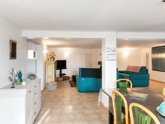 Charming Villa In Azillanet With Private Swimming Pool