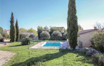 Stunning Home In Caromb W/ Outdoor Swimming Pool, 3 Bedrooms And Wifi