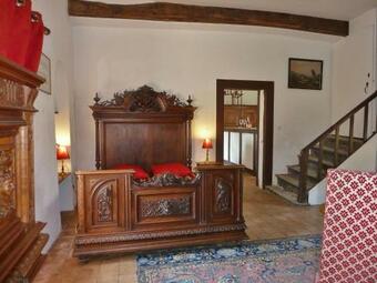 Dependance Of A 16th Century Castle Listed As An Historical Monument!