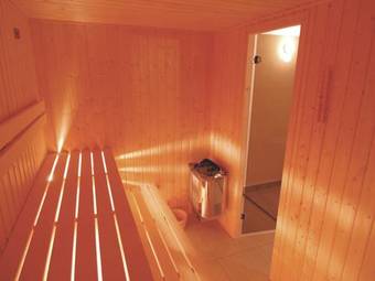 Hostal Karolinka Guest House