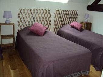 G�te Dampierre-en-burly, 3 Pi�ces, 4 Personnes - Fr-1-590-43