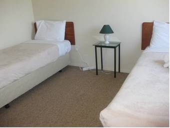 Bk's Settlers Motorlodge