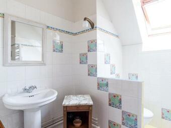 Quaint Holiday Home In Morogues With Garden