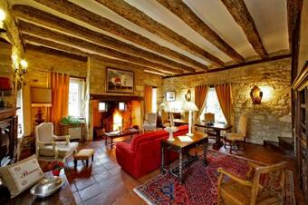 Nadaillac-de-rouge Villa Sleeps 7 With Pool Air Con And Wifi