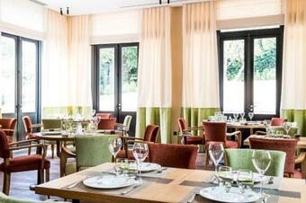 Hotel Domaine Les Cray�res