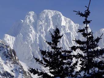 Lofoten Arctic Hotel