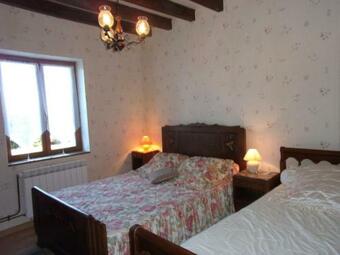 G�te Verneix, 4 Pi�ces, 6 Personnes - Fr-1-489-83