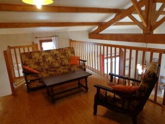 G�te Saint-juire-champgillon, 4 Pi�ces, 8 Personnes - Fr-1-426-363