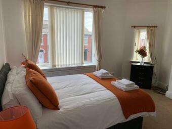 Blackpool Abode - Ansdell House