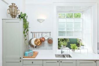 Hostal 3 Berkeley Square