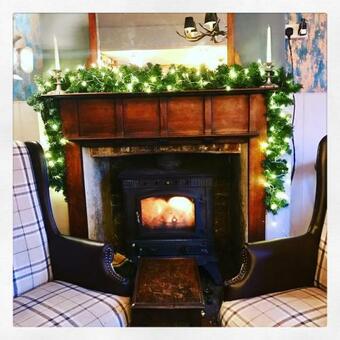 Posada The Coach And Horses Of Compton