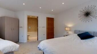 Apartamento Amazing Frinton 2 Bed With Large Terrace Close To The Beach