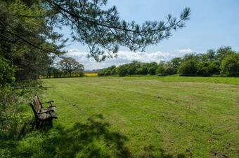 Hubbard's Luxury Bed And Breakfast