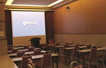 Family Hotel (klang)