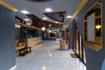Hotel Georgia Gold