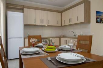 Nijay Apartments No 2 First Floor Front Quiet Location