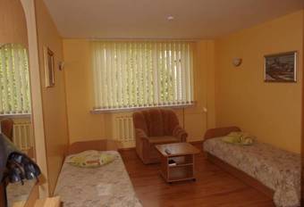 Hostal Turn? Guest House