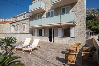 Apartment A&s