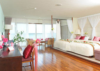 Sayan Terrace Hotel & Resort