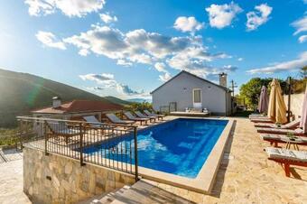 Villa Asteria