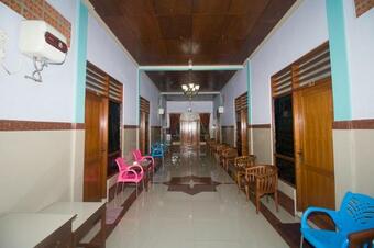Hostal Reddoorz Syariah Near Alun-alun Bojonegoro